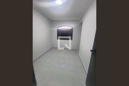 Quarto de casa para alugar com 4 quartos, 275m² em Jardim Santo Alberto, Santo André