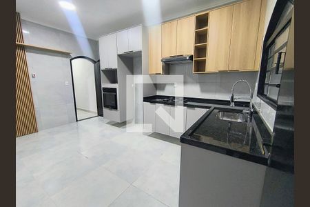 Cozinha de casa para alugar com 4 quartos, 275m² em Jardim Santo Alberto, Santo André