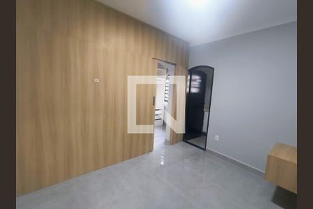 Quarto de casa para alugar com 4 quartos, 275m² em Jardim Santo Alberto, Santo André