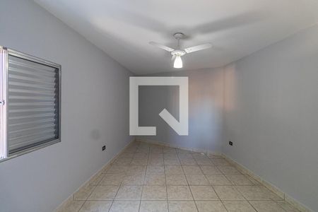Quarto 2 de casa para alugar com 3 quartos, 80m² em Jardim Danfer, São Paulo
