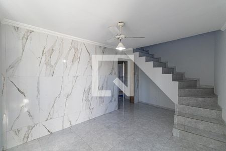 Sala de casa para alugar com 3 quartos, 80m² em Jardim Danfer, São Paulo