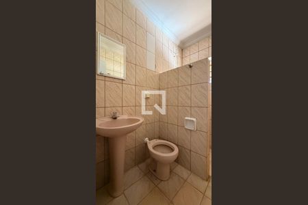 Banheiro de casa à venda com 2 quartos, 430m² em Setor Pedro Ludovico, Goiânia