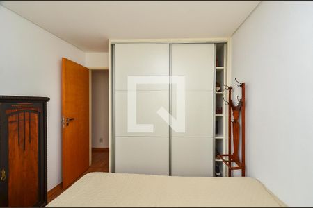 Quarto 1 de apartamento à venda com 3 quartos, 138m² em Savassi, Belo Horizonte