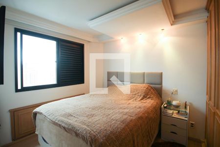 Suíte  de apartamento à venda com 2 quartos, 209m² em Moema, São Paulo