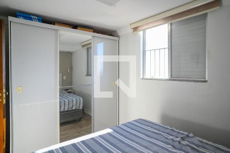 Quarto 1 de apartamento para alugar com 2 quartos, 62m² em Vila Heliopolis, São Paulo