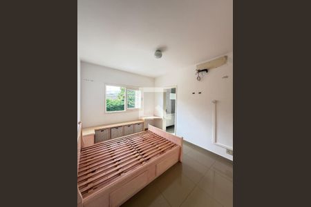 Foto 11 de casa de condomínio à venda com 4 quartos, 260m² em Alphaville, Santana de Parnaíba