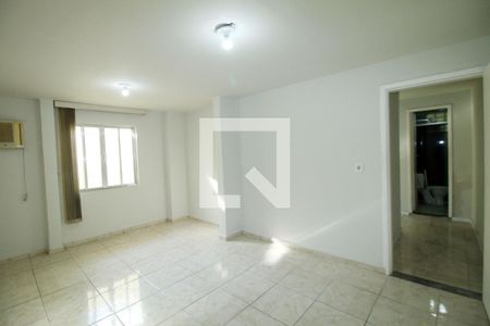 Quarto 1 de casa para alugar com 2 quartos, 70m² em Vila da Penha, Rio de Janeiro