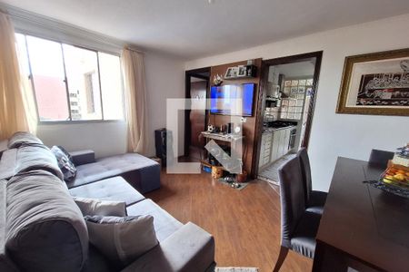 Sala de TV de apartamento à venda com 2 quartos, 52m² em Jardim Alvorada, Santo André