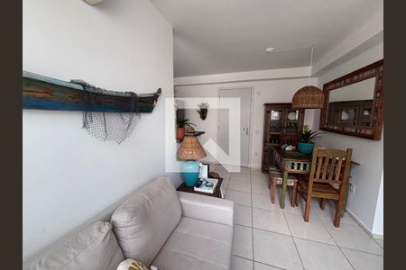 Sala de apartamento à venda com 2 quartos, 48m² em Barra da Tijuca, Rio de Janeiro