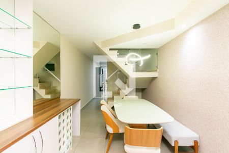 Sala de casa para alugar com 3 quartos, 200m² em Vila Bela, São Paulo