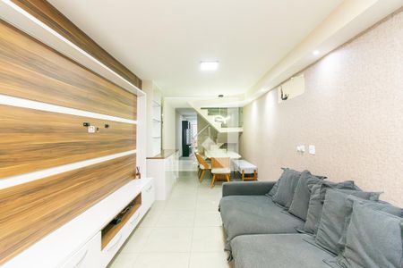 Sala de casa para alugar com 3 quartos, 200m² em Vila Bela, São Paulo