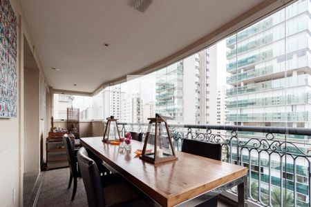 Apartamento à venda com 4 quartos, 243m² em Indianópolis, São Paulo
