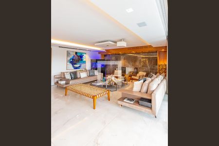 Apartamento à venda com 5 quartos, 840m² em Parque Colonial, São Paulo