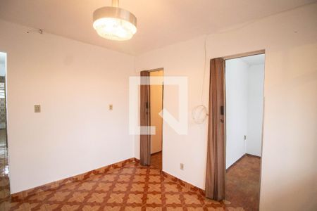 SALA de casa para alugar com 3 quartos, 110m² em Vila Carbone, São Paulo