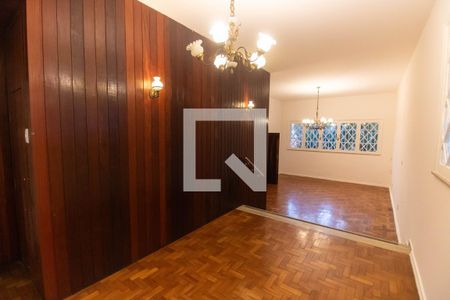 Sala de casa para alugar com 6 quartos, 300m² em São Francisco, Niterói