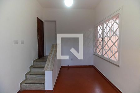Hall de entrada de casa para alugar com 6 quartos, 300m² em São Francisco, Niterói