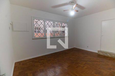 Quarto 1 de casa para alugar com 6 quartos, 300m² em São Francisco, Niterói