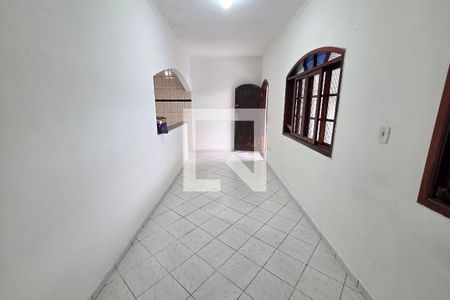 Sala de casa para alugar com 2 quartos, 75m² em Vila Tupi, Praia Grande