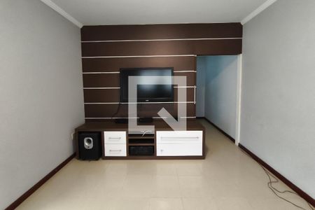 Sala de TV de casa de condomínio à venda com 3 quartos, 247m² em Roncaglia, Campinas