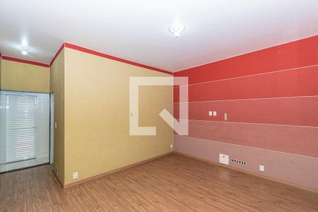 Casa à venda com 3 quartos, 240m² em Coelho Neto, Rio de Janeiro
