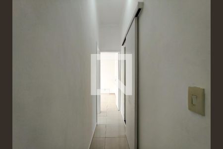 Corredor de apartamento para alugar com 2 quartos, 74m² em Engenho Novo, Rio de Janeiro