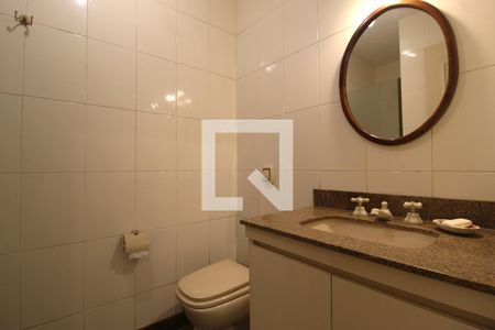 Banheiro da Suíte 1 de apartamento à venda com 4 quartos, 242m² em Indianópolis, São Paulo