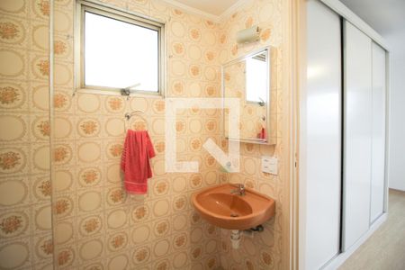 Banheiro da Suíte  de apartamento para alugar com 2 quartos, 72m² em Vila Nova Conceição, São Paulo