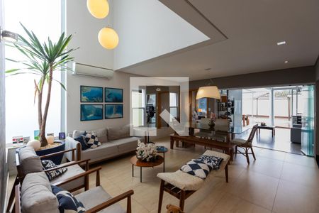 Sala de casa de condomínio à venda com 3 quartos, 275m² em Cidade Universitária, Campinas