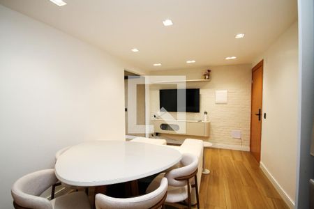 Sala de apartamento para alugar com 2 quartos, 48m² em Granja Viana, Cotia