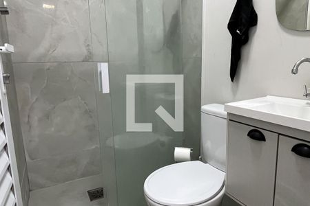 Banheiro de apartamento para alugar com 1 quarto, 37m² em Boqueirão, Santos