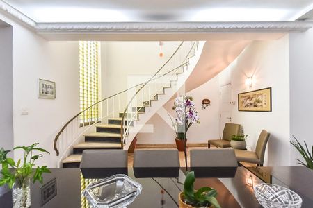 Sala de casa para alugar com 3 quartos, 210m² em Vila Mariana, São Paulo