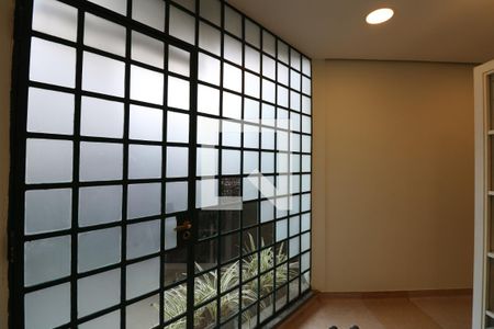 Sala 1 de casa à venda com 3 quartos, 187m² em Planalto Paulista, São Paulo