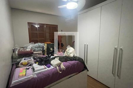 Quarto de casa para alugar com 3 quartos, 95m² em Parque Lafaiete, Duque de Caxias