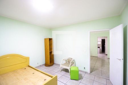 Quarto 01 de casa para alugar com 2 quartos, 120m² em Jardim Bonifacio, São Paulo
