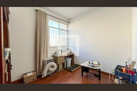 Apartamento à venda com 3 quartos, 90m² em Santa Efigênia, Belo Horizonte