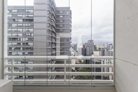 Apartamento para alugar com 2 quartos, 74m² em Moema, São Paulo