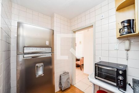 Cozinha de apartamento para alugar com 1 quarto, 41m² em Passo D’areia, Porto Alegre
