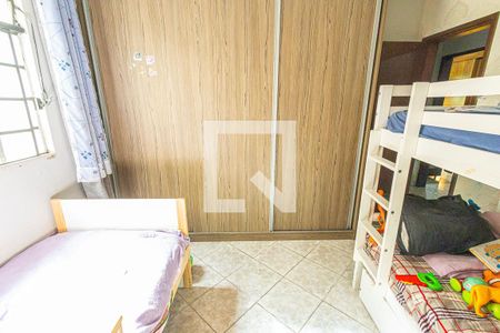 Quarto de casa à venda com 3 quartos, 360m² em Candelária, Belo Horizonte