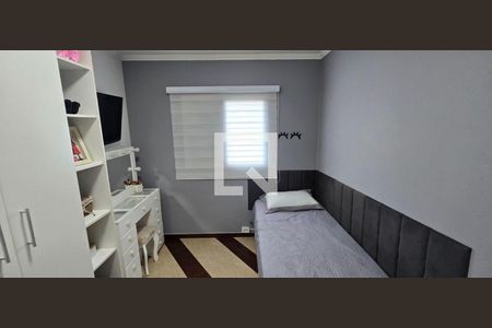Casa à venda com 3 quartos, 130m² em Vila Araguaia, São Paulo
