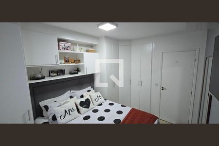 Casa à venda com 3 quartos, 130m² em Vila Araguaia, São Paulo