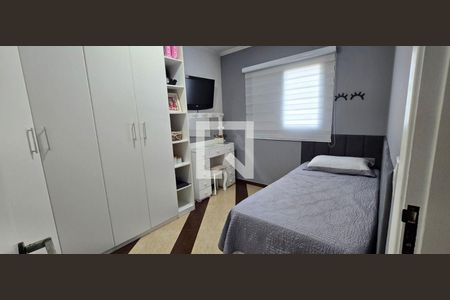 Casa à venda com 3 quartos, 130m² em Vila Araguaia, São Paulo