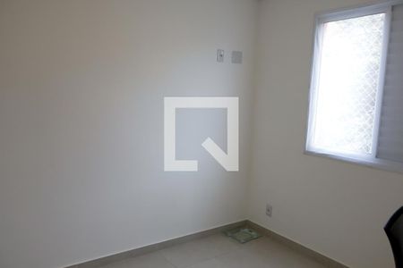 Quarto 2 de apartamento à venda com 2 quartos, 46m² em Umuarama, Osasco