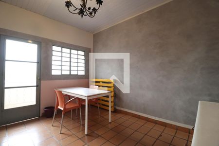 Sala de apartamento para alugar com 2 quartos, 60m² em Centro, Uberlândia
