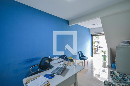 Sala  3 de casa à venda com 2 quartos, 220m² em Campininha, São Paulo
