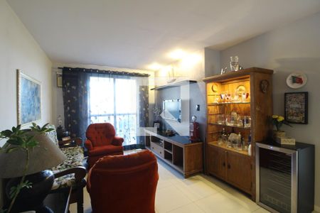 Sala de apartamento para alugar com 3 quartos, 77m² em Freguesia (jacarepaguá), Rio de Janeiro