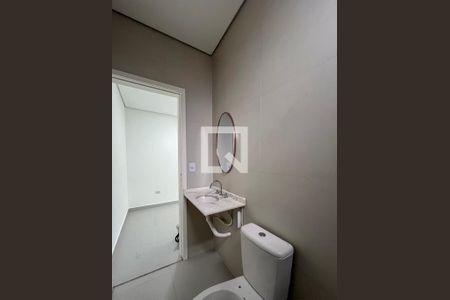 Banheiro de casa de condomínio para alugar com 2 quartos, 40m² em Cursino, São Paulo