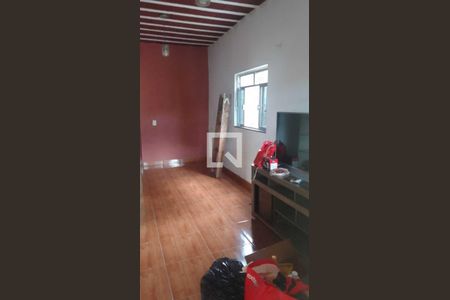 Sala de casa para alugar com 2 quartos, 100m² em Parque Paulista, Duque de Caxias