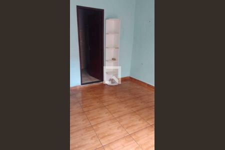 Quarto de casa para alugar com 2 quartos, 100m² em Parque Paulista, Duque de Caxias