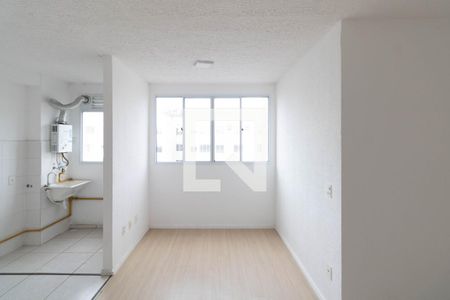 Sala de apartamento para alugar com 2 quartos, 40m² em Santa Cruz, Rio de Janeiro