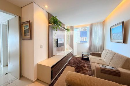 Sala de apartamento à venda com 3 quartos, 68m² em Santa Efigênia, Belo Horizonte